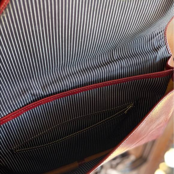 Vintage BareTraps Red Leather Purse Handbag, Small - Picture 7 of 9